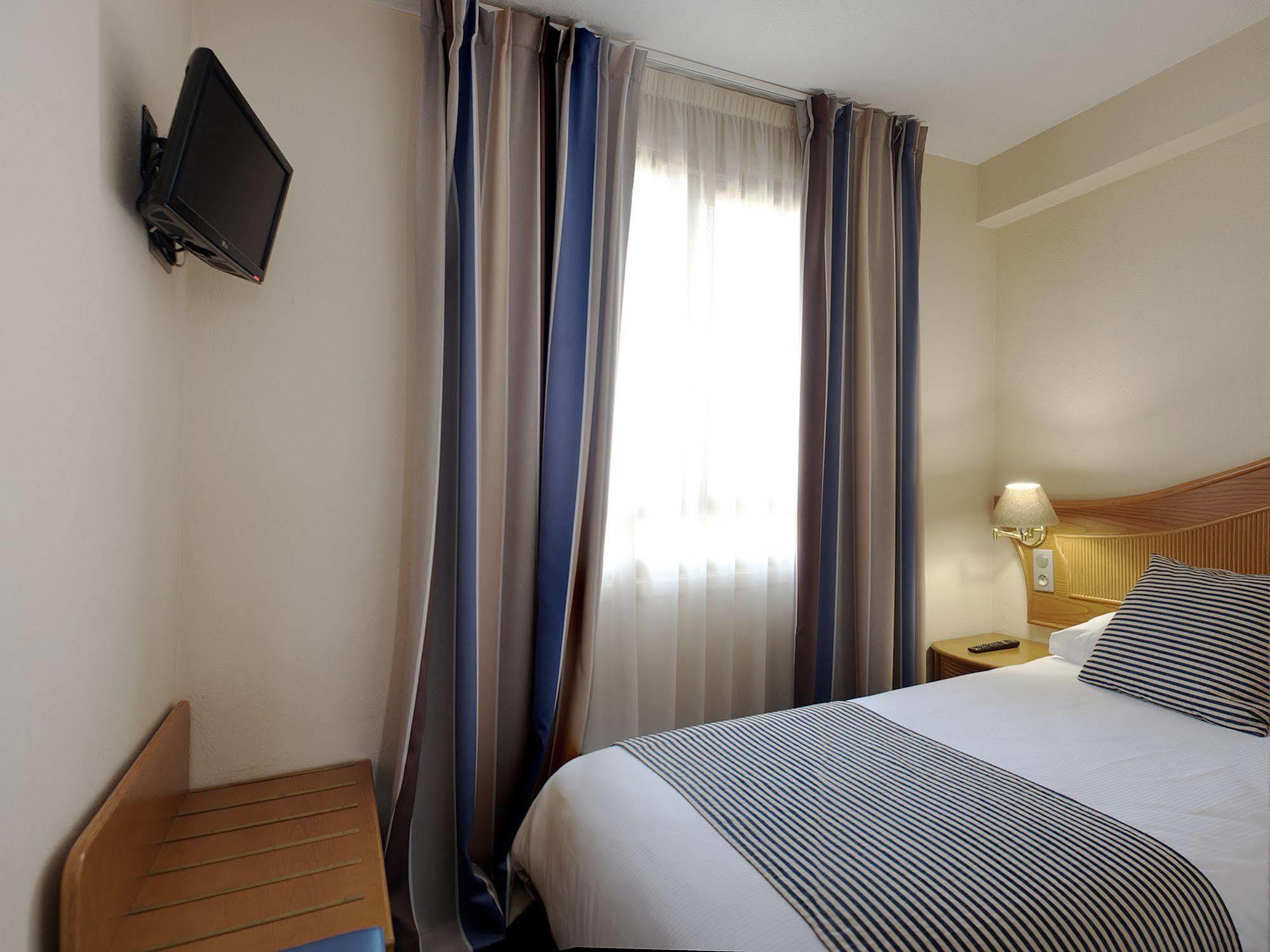 Esprit D'azur Hotell 3*
